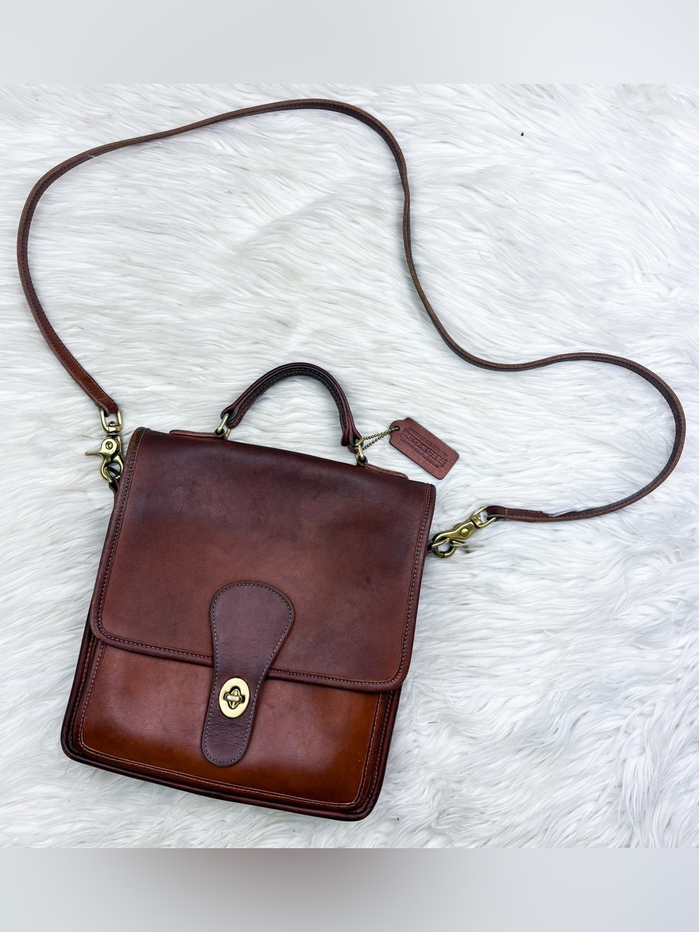 Coach Vintage Station Bag 5130 British Tan Brown Leather Turnlock 90s Pre 1994